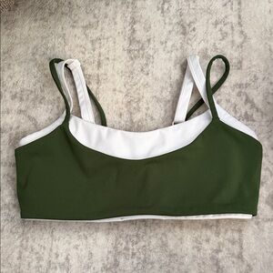 Form Layered Meadow and white bra size small
